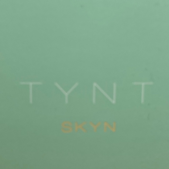 NEW! TYNT SKYN Reveal Spa Water Gel Mask cucumber melon face skincare - Picture 2 of 7